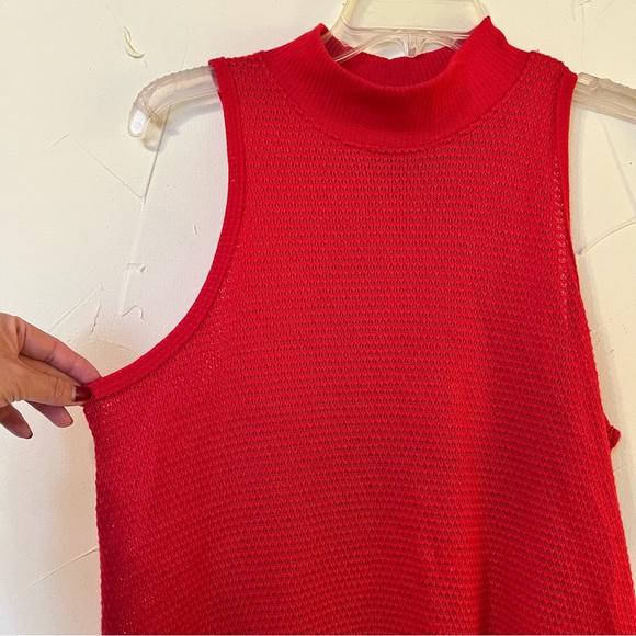 H.I.P. Sleeveless Red Top - Size Large - Picture 2 of 10
